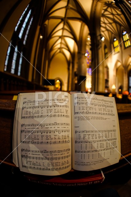 教会と楽譜