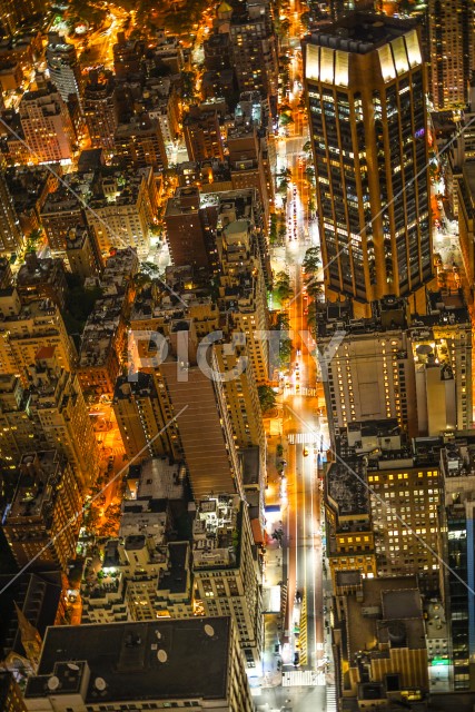 エンパイヤステートビルから見えるニューヨークの夜景