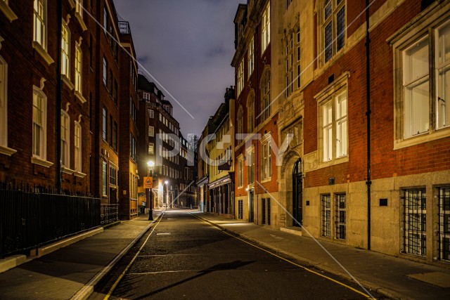 イギリス・ロンドンの住宅街の夜景