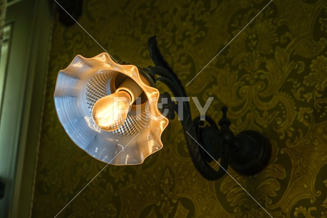 洋館の照明のイメージ
