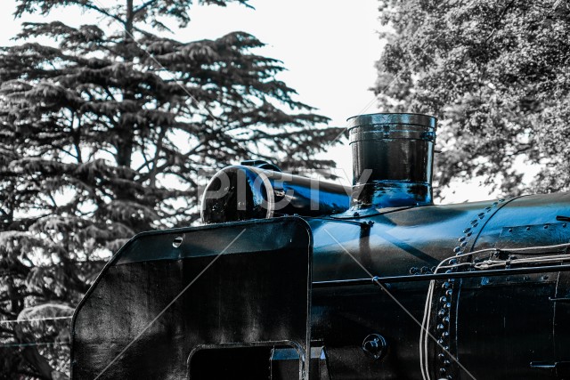 レトロな蒸気機関車のイメージ