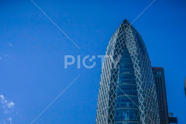 東京の高層ビルのイメージ