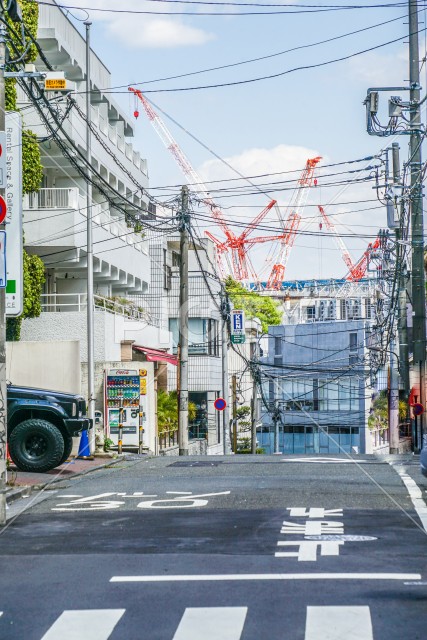 東京の路地裏イメージ