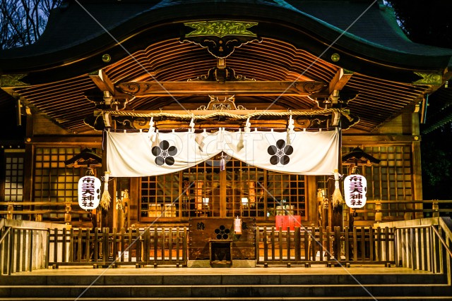 布多天神社の夜景