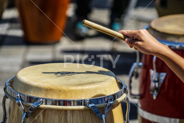 太鼓（ボンゴ）のイメージ