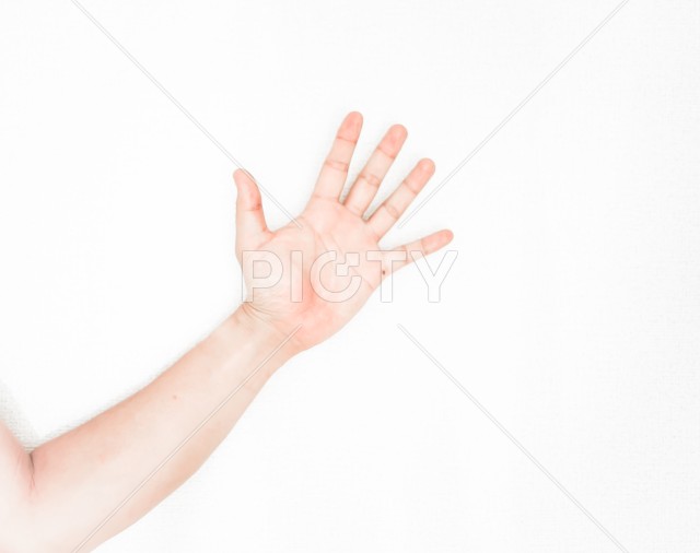 男性の手のイメージ