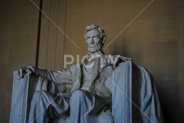 リンカーン像のイメージ