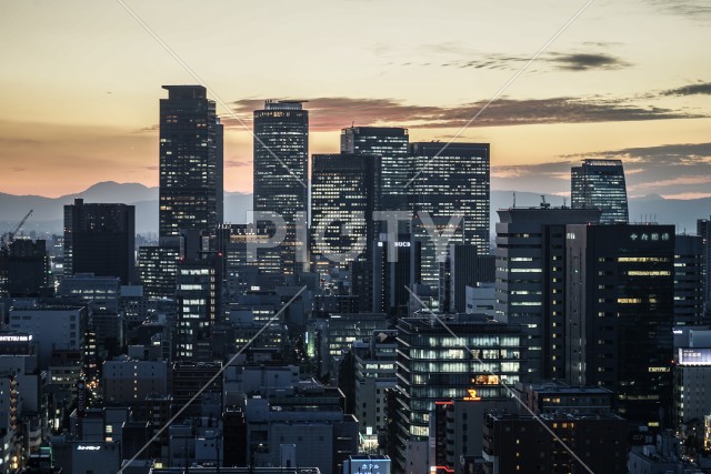 名古屋テレビ塔の展望台からの夕景