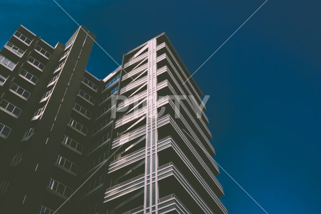 東京の高層マンション群のイメージ
