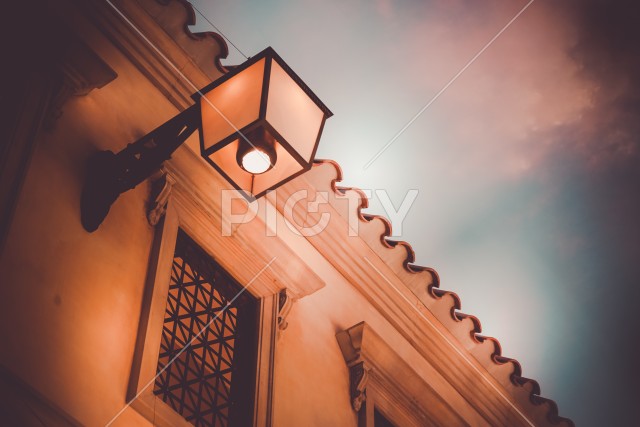 レトロな街灯のイメージ