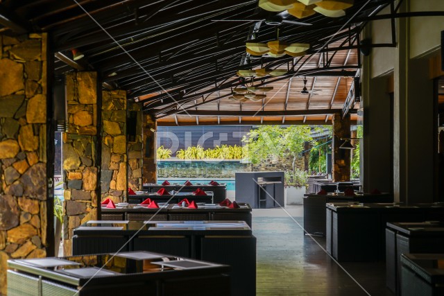 スリランカのホテルのレストラン風景