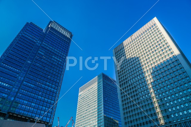 東京丸の内のビジネス街・オフィスビルのイメージ