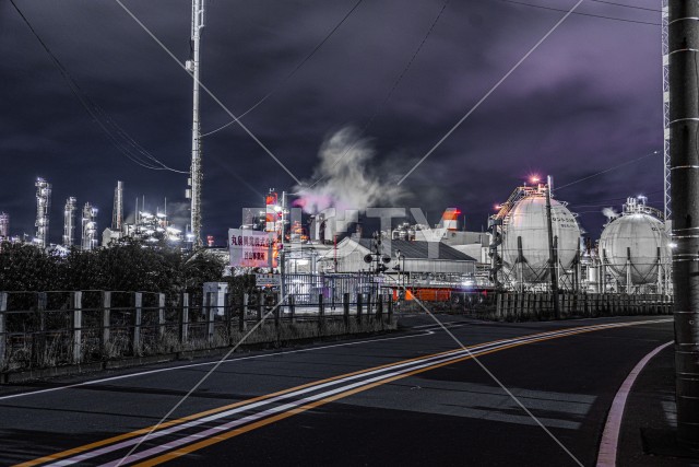 京浜工業地帯の工場夜景