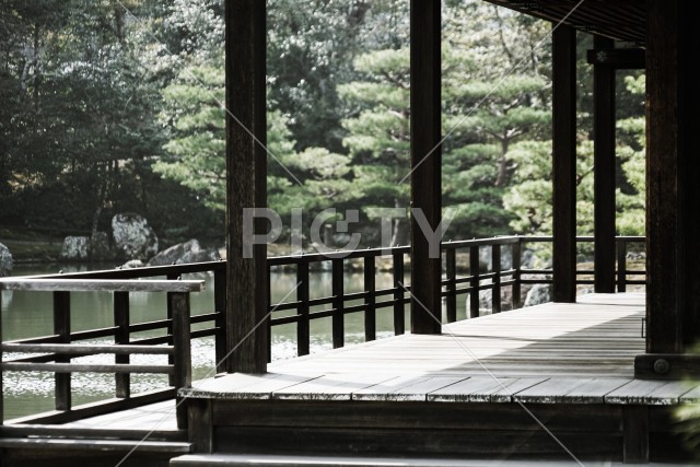 日本家屋の縁側のイメージ