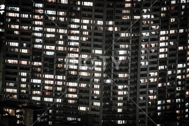 横浜の夜景と住宅地