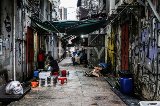 香港の街の路地裏