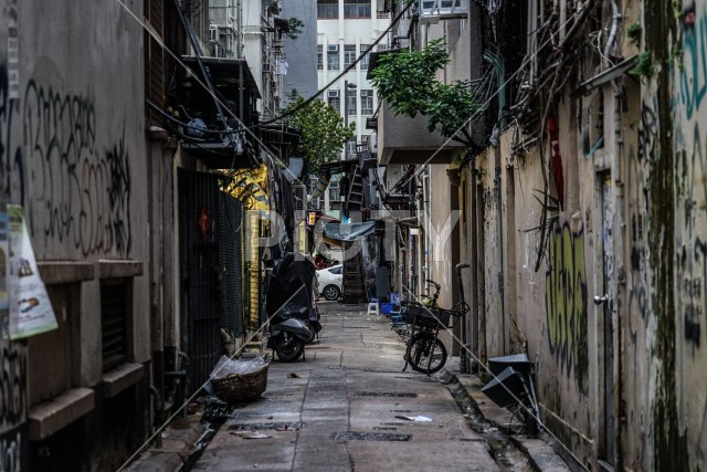 香港の街の路地裏