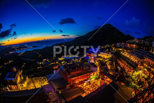 九份と基隆山の夜景