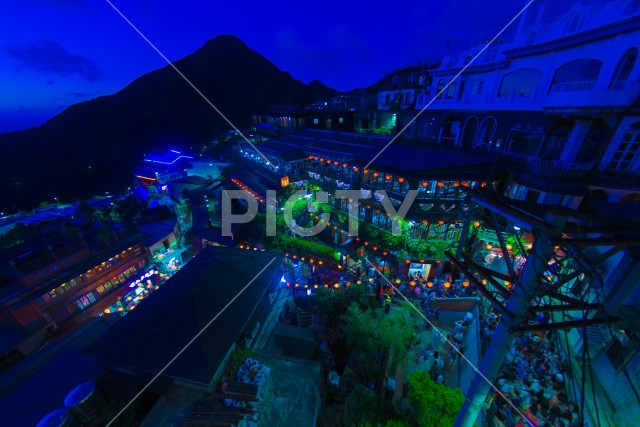 九份と基隆山の夜景