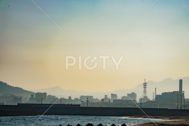 函館の砂浜と海