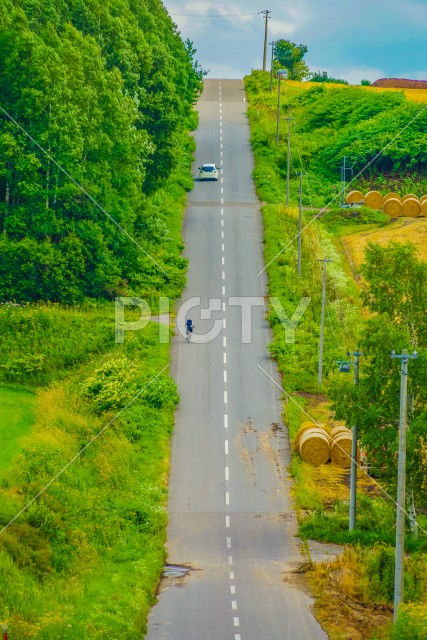 北海道の長い道と自然