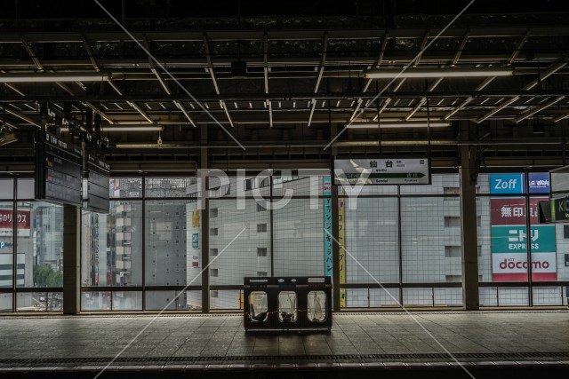 仙台駅の新幹線ホーム