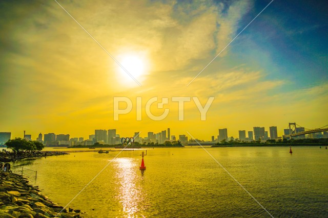 お台場から見える東京の町並み