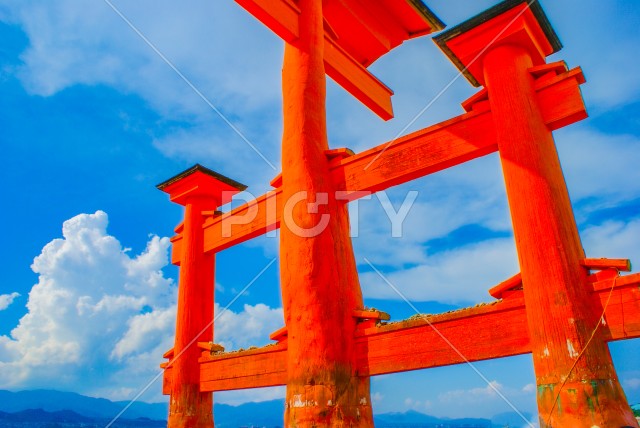 宮島・厳島神社の鳥居