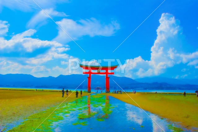 宮島・厳島神社の鳥居