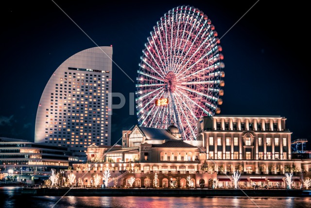 横浜みなとみらいの夜景