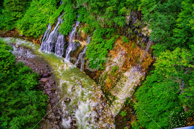 白ひげの滝（北海道美瑛町）