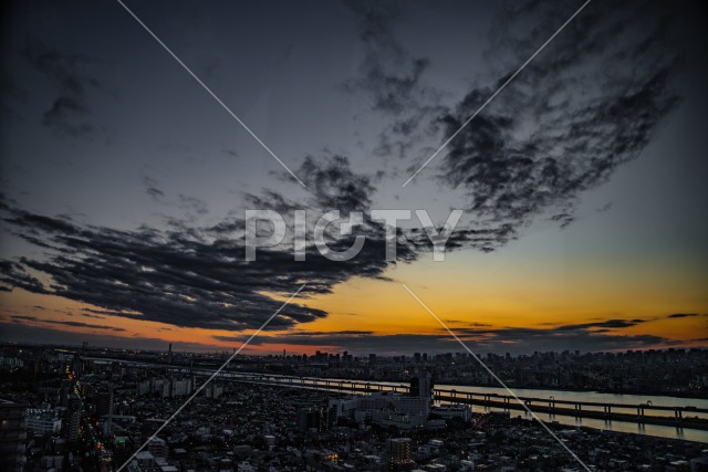 写真のタイトルが入ります