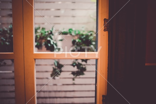 写真のタイトルが入ります