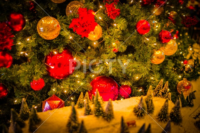 クリスマスツリーの装飾