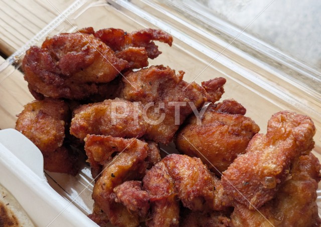 マレーシア風フライドチキン - 屋台の唐揚げ テイクアウト
