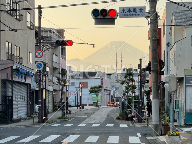 写真のタイトルが入ります