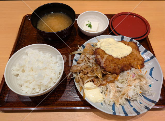 写真のタイトルが入ります