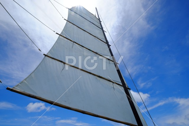 石垣島のサバニ船の帆