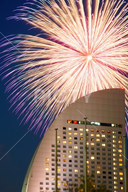 横浜のホテルと花火