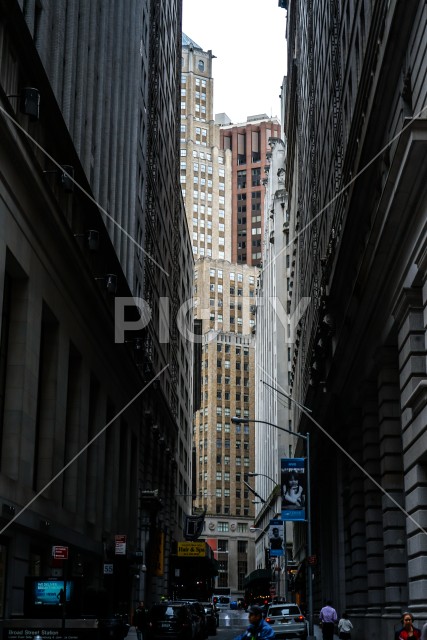ニューヨーク・ウォール街の街並み